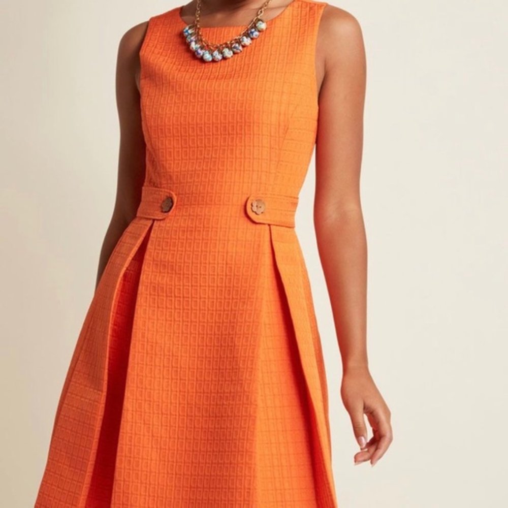 COPY - ModCloth “So sixties” A-line clementine dress
